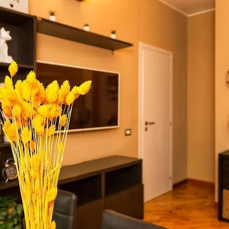 Sunny & Updated Flat With Panoramic City View 50M From M4 Stop Milaan Buitenkant foto