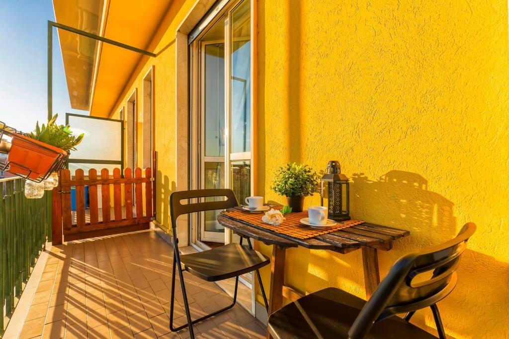 Sunny & Updated Flat With Panoramic View 50m From M4 Stop Milaan